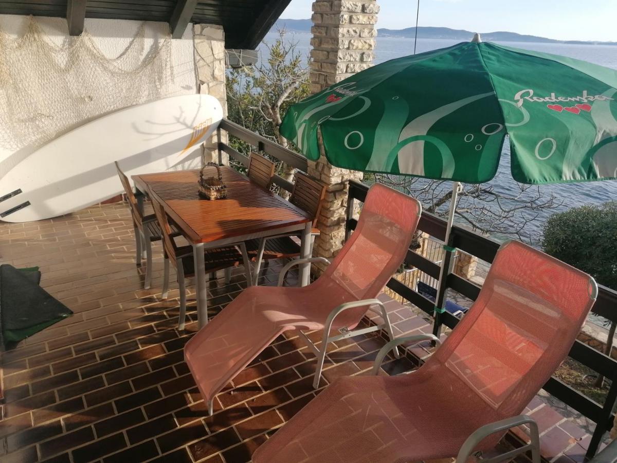 فيلا بيبينيافي House First Row By The Sea المظهر الخارجي الصورة